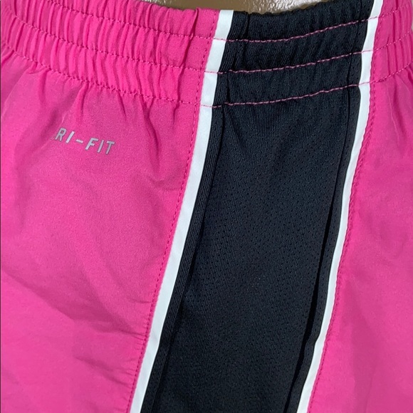Nike Dri-Fit Lined Pink & Black Shorts M - Picture 4 of 13